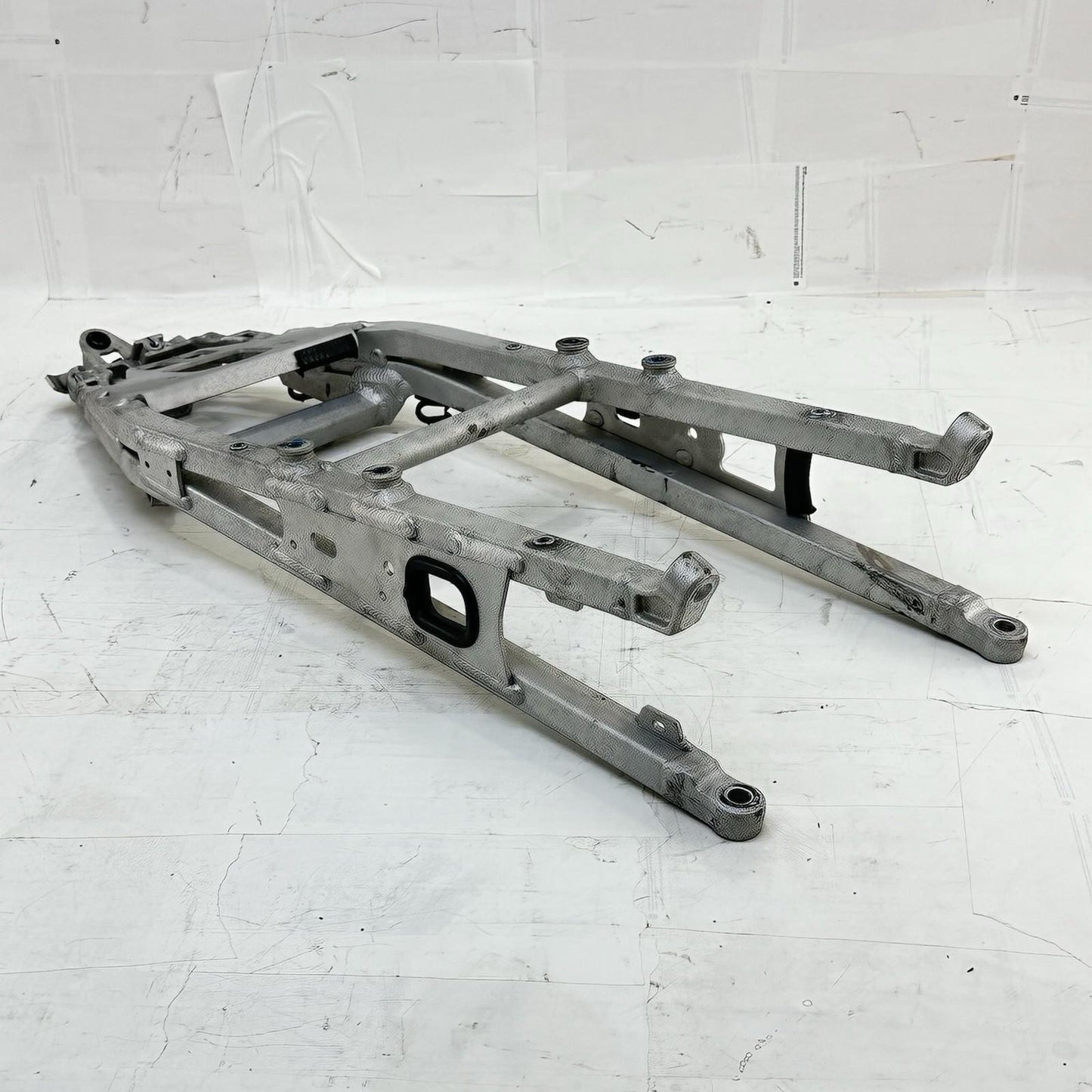 2021 - 2024 APRILIA TUONO V4 1100 SUBFRAME REAR UNDERTAIL FRAME BACK UNDER