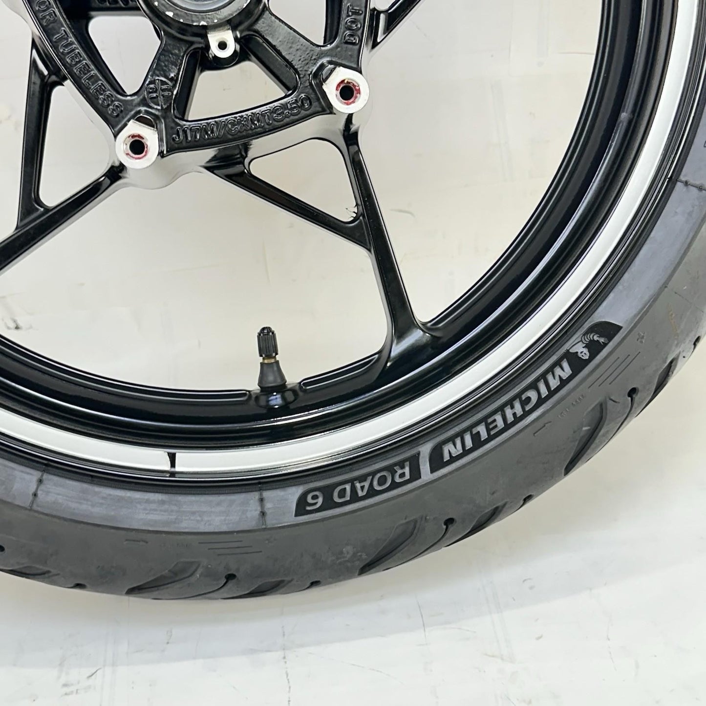 2017 - 2023 KAWASAKI NINJA EX650 FRONT WHEEL RIM TIRE RUBBER BLACK STOCK