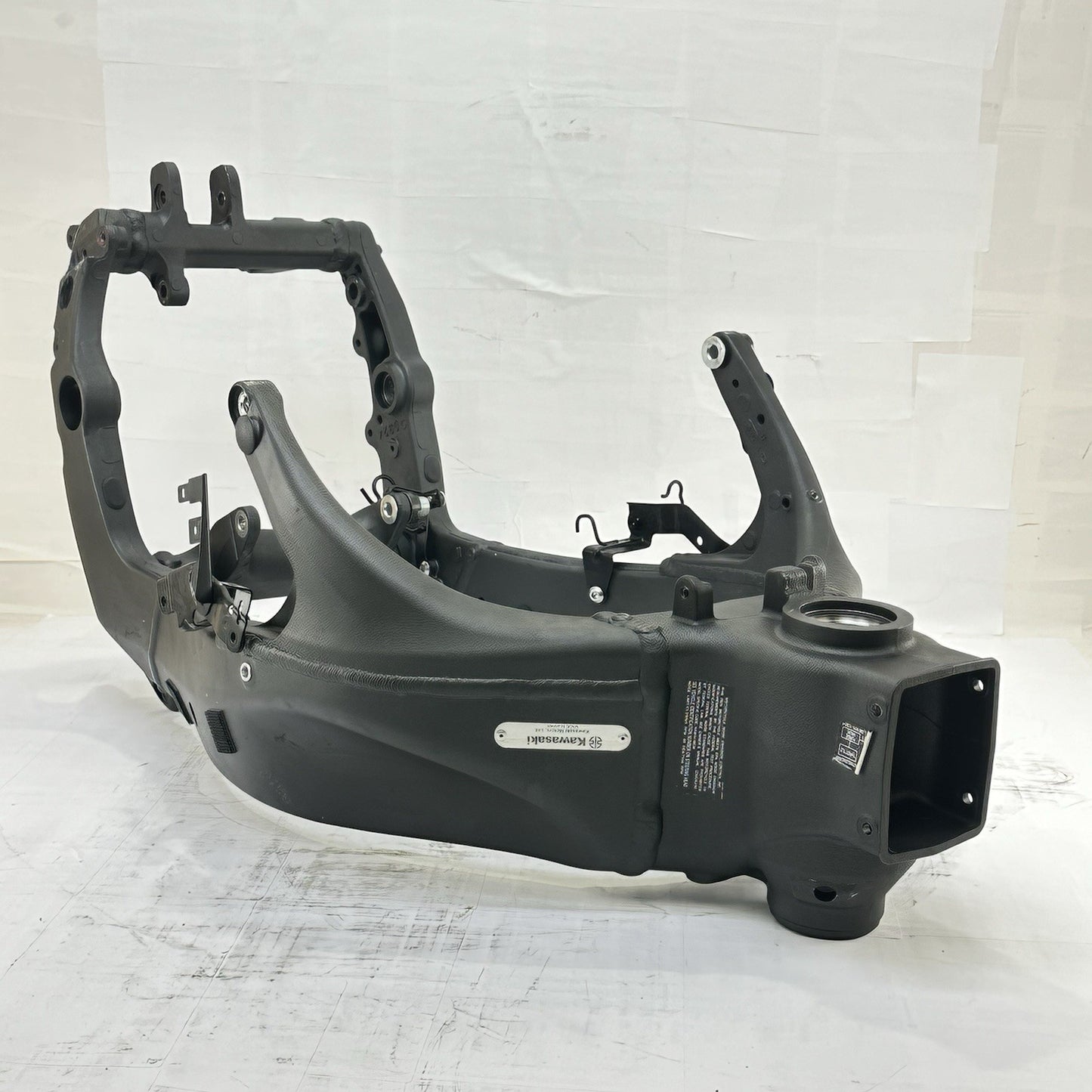 2024 - 2026 KAWASAKI NINJA ZX6R MAIN FRAME BODY CHASSIS BLACK STOCK