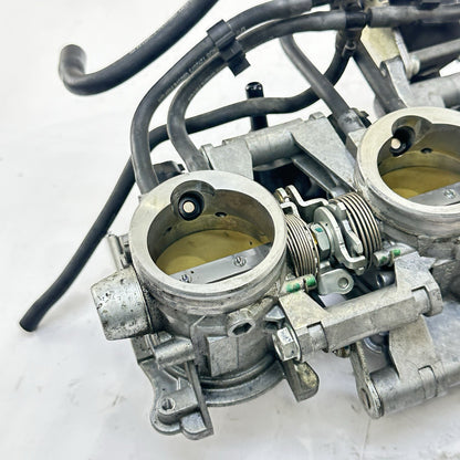2013 - 2017 TRIUMPH DAYTONA 675RN THROTTLE BODY FUEL INJECTORS RAILING STOCK