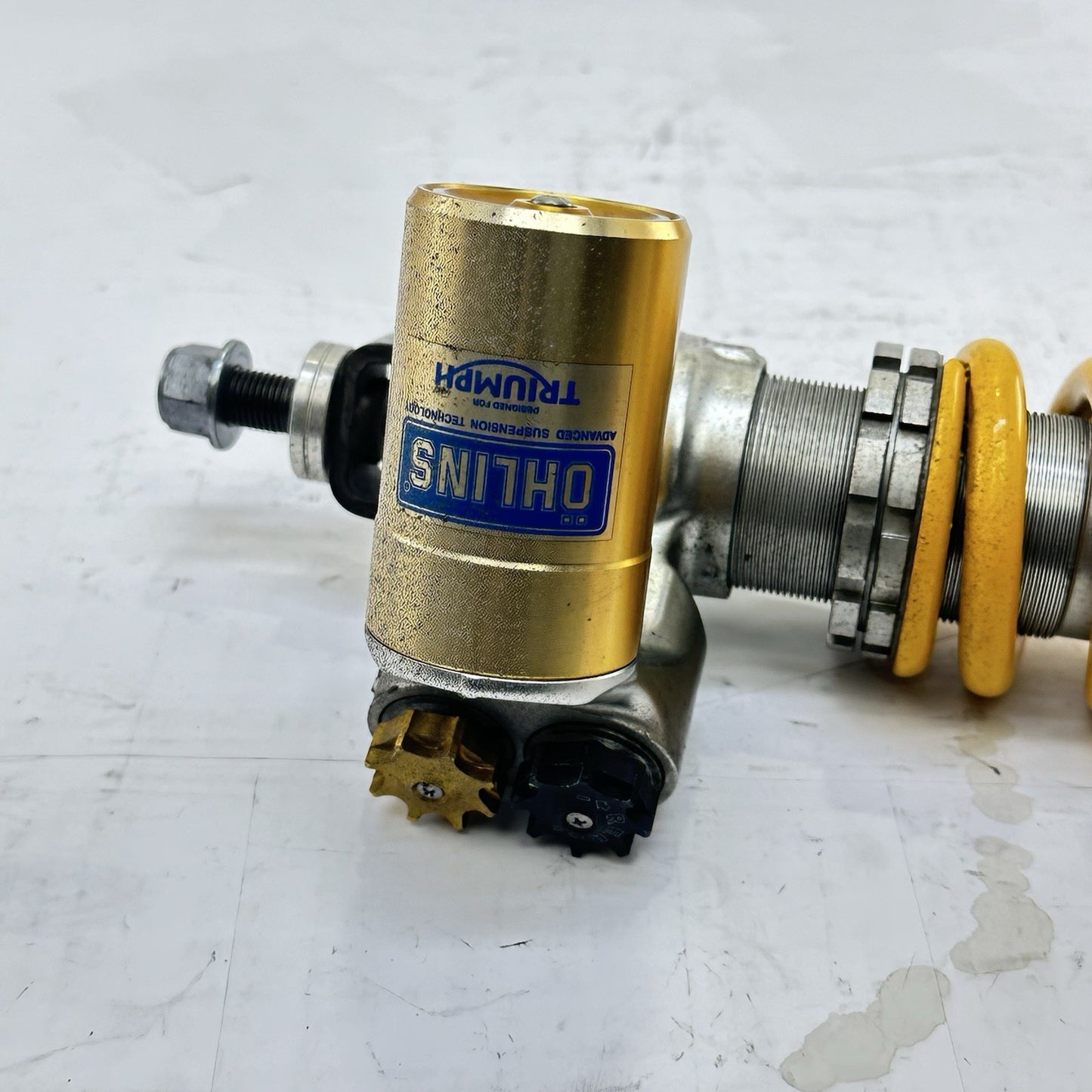 2013 - 2017 TRIUMPH DAYTONA 675R REAR SHOCK BACK SUSPENSION ABSORBER OHLINS