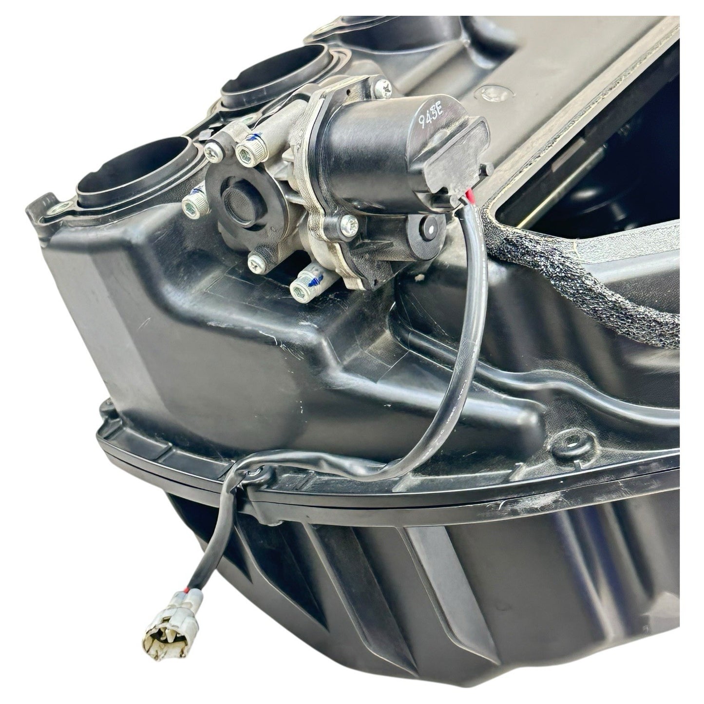 2015 - 2019 YAMAHA YZF R1 AIRBOX AIR INTAKE FILTER BOX OEM 2CR-14411-00-00