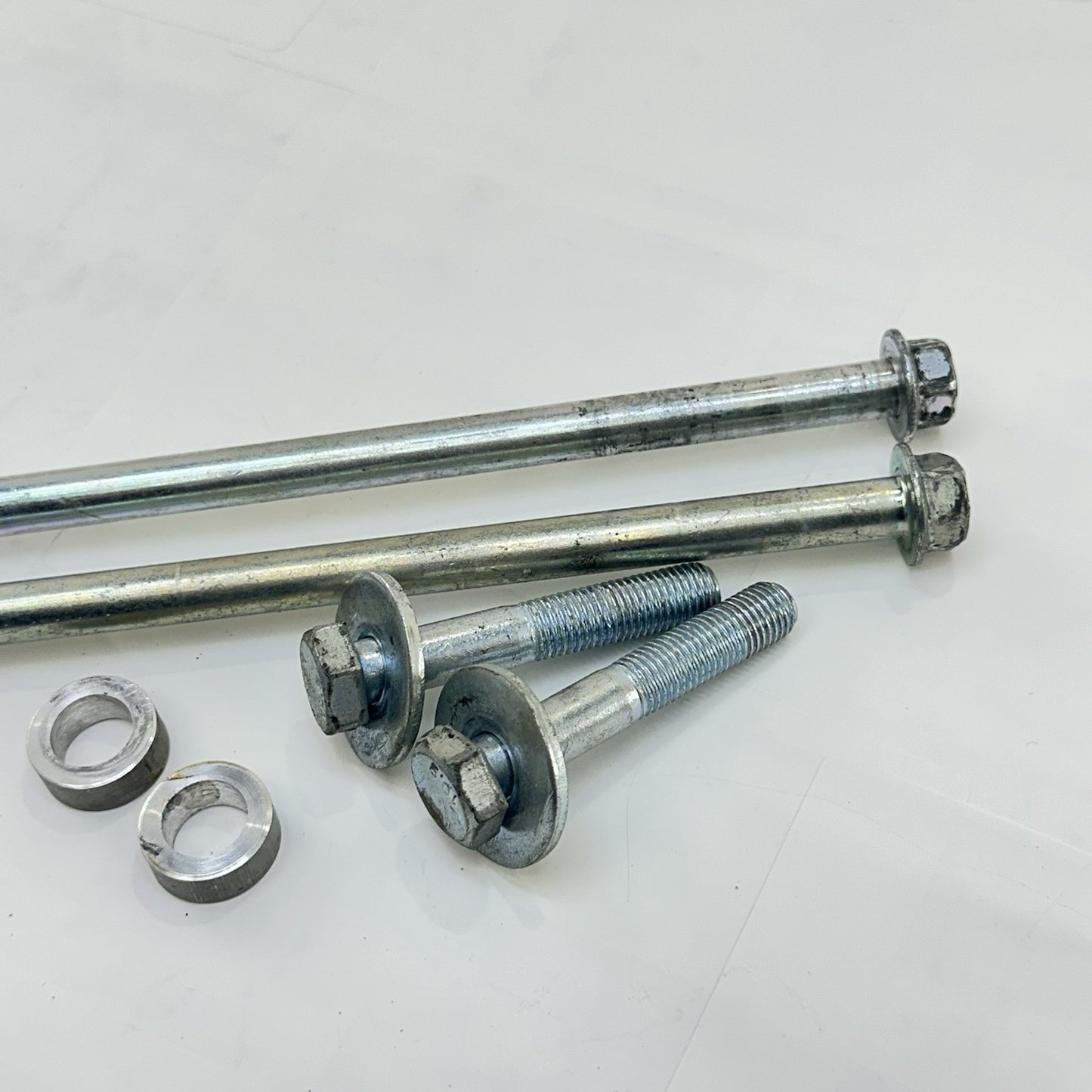 2011 - 2026 SUZUKI GSXS 600 GSXR 750 ENGINE BOLTS SCREWS MOTOR FRAME HARDWARE
