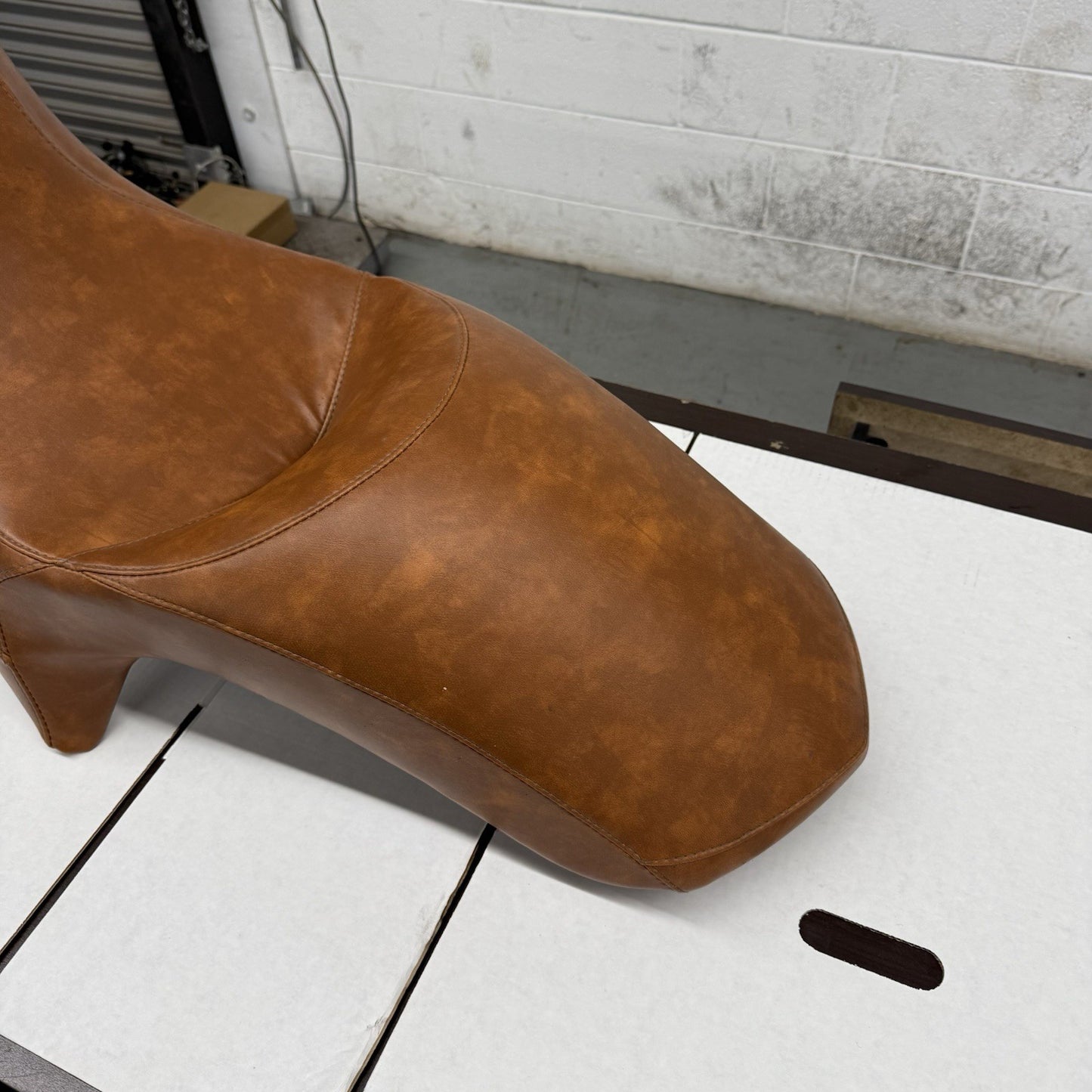2010 - 2014 VICTORY CROSS COUNTRY SEAT FRONT DRIVER REAR PASSENGER BROWN 5438107