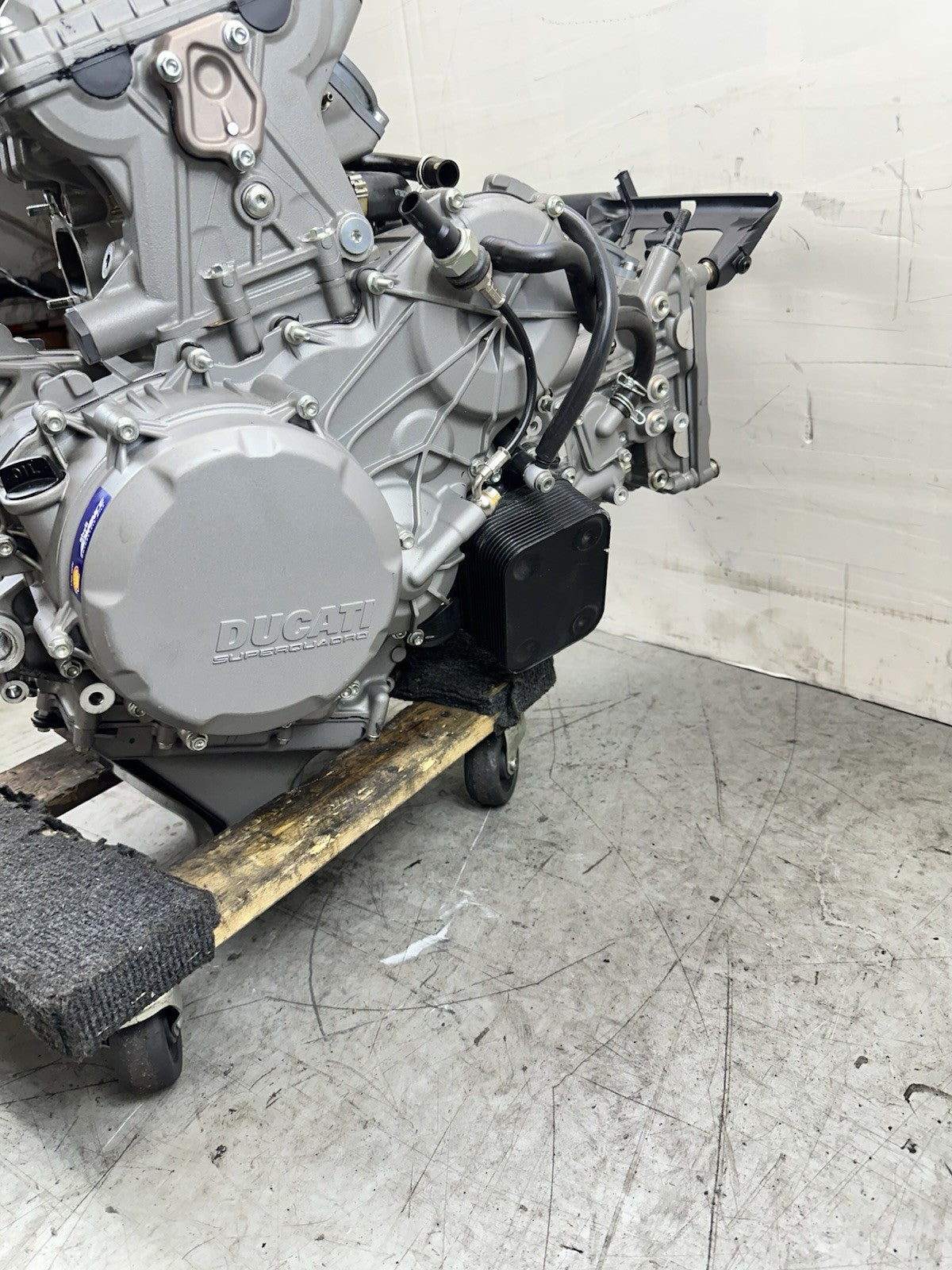 2016 - 2019 DUCATI PANIGALE 959 ENGINE BLOCK MOTOR RUNS EXCELLENT *3,698 MILES*