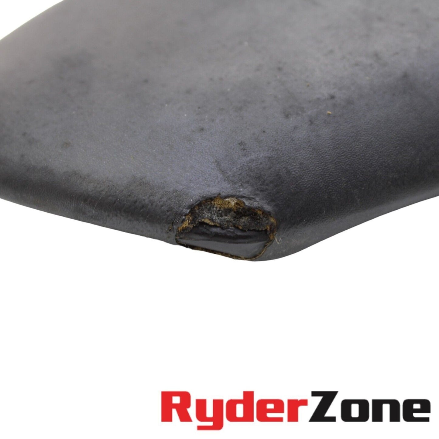 2015 - 2024 YAMAHA YZF R1 REAR SEAT PASSENGER SADDLE BACK *TEARS/SCUFFS*