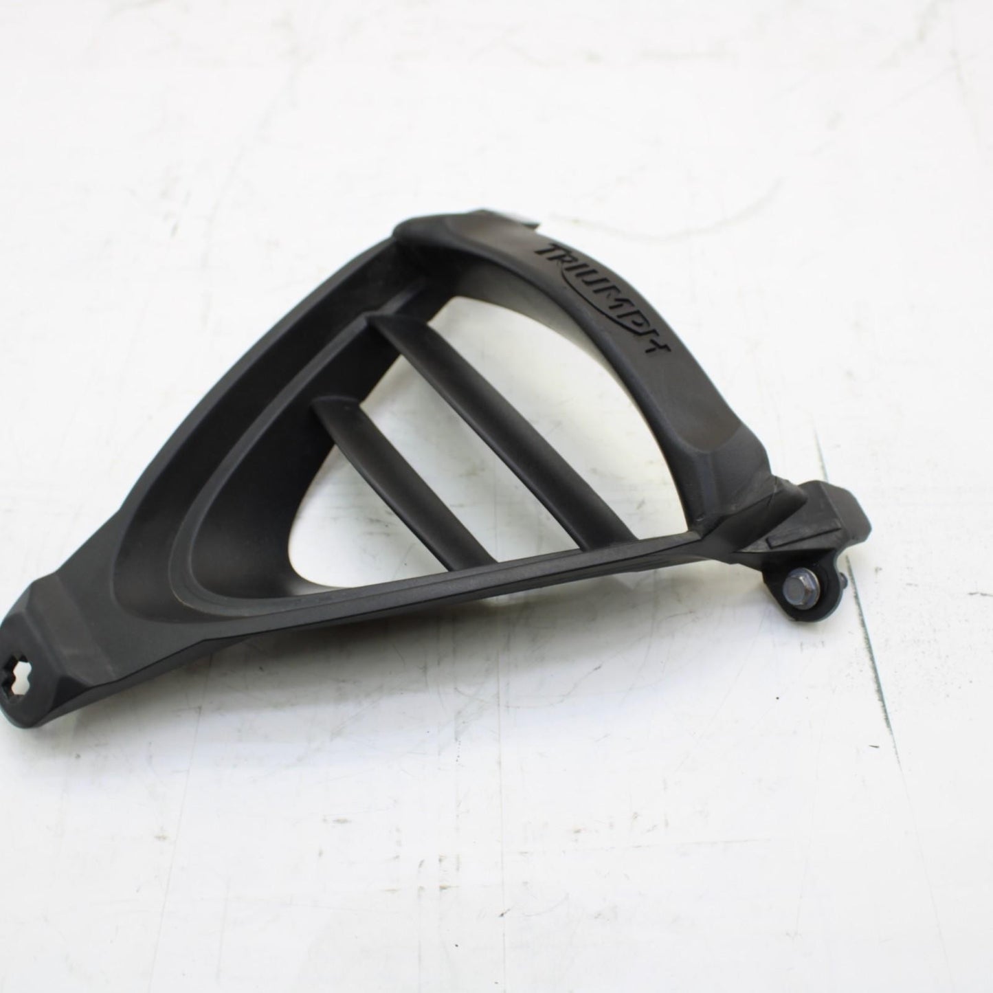 2009 - 2012 TRIUMPH Daytona 675 INTAKE GRILLE Front Center Air owl Fairing