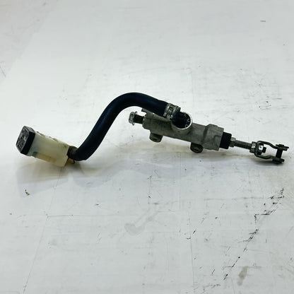 2006 2007 SUZUKI GSXR 600 GSXR 750 REAR BRAKE MASTER CYLINDER RESERVOIR STOCK