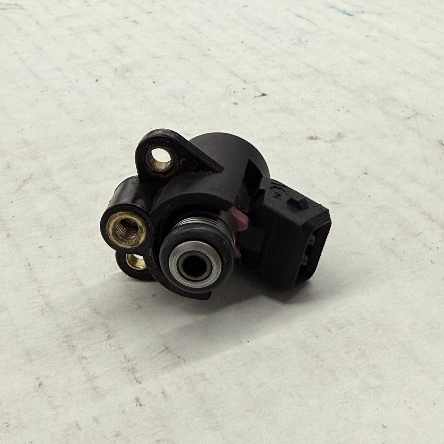2008 - 2013 DUCATI 848 FUEL INJECTOR GAS PETROL INJECTION AIRBOX TOP JETS