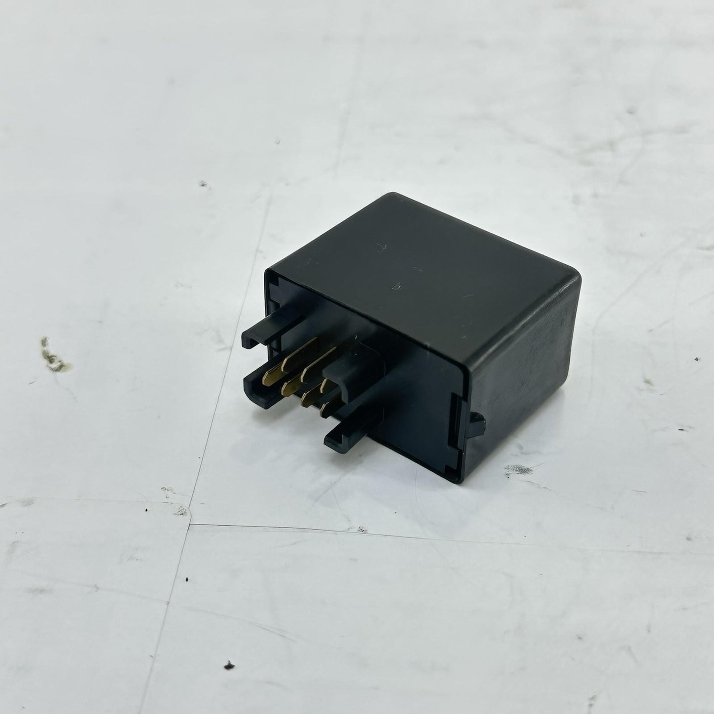 2006 2007 SUZUKI GSXR 600 GSXR 750 FLASHER RELAY TURN SIGNAL INDICATOR SWITCH