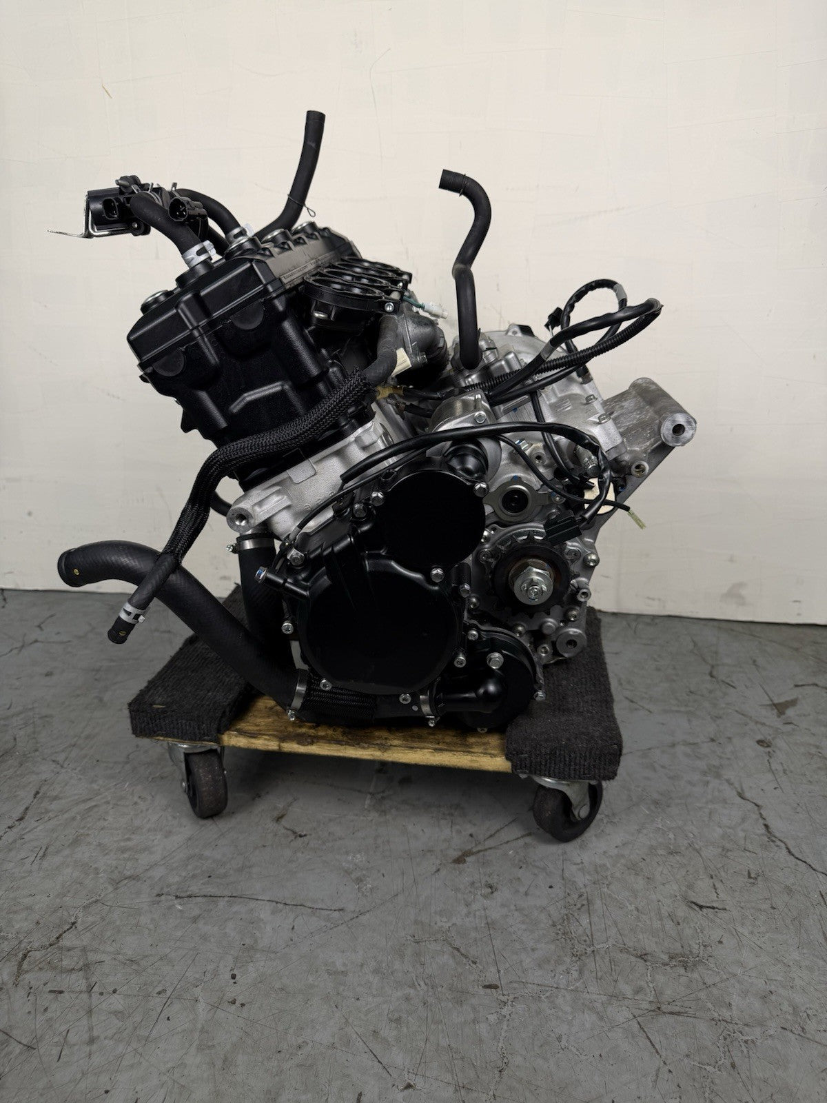 2011 - 2026 SUZUKI GSXR600 ENGINE MOTOR *LOW MILES* TRANSMISSON CRANK CASE