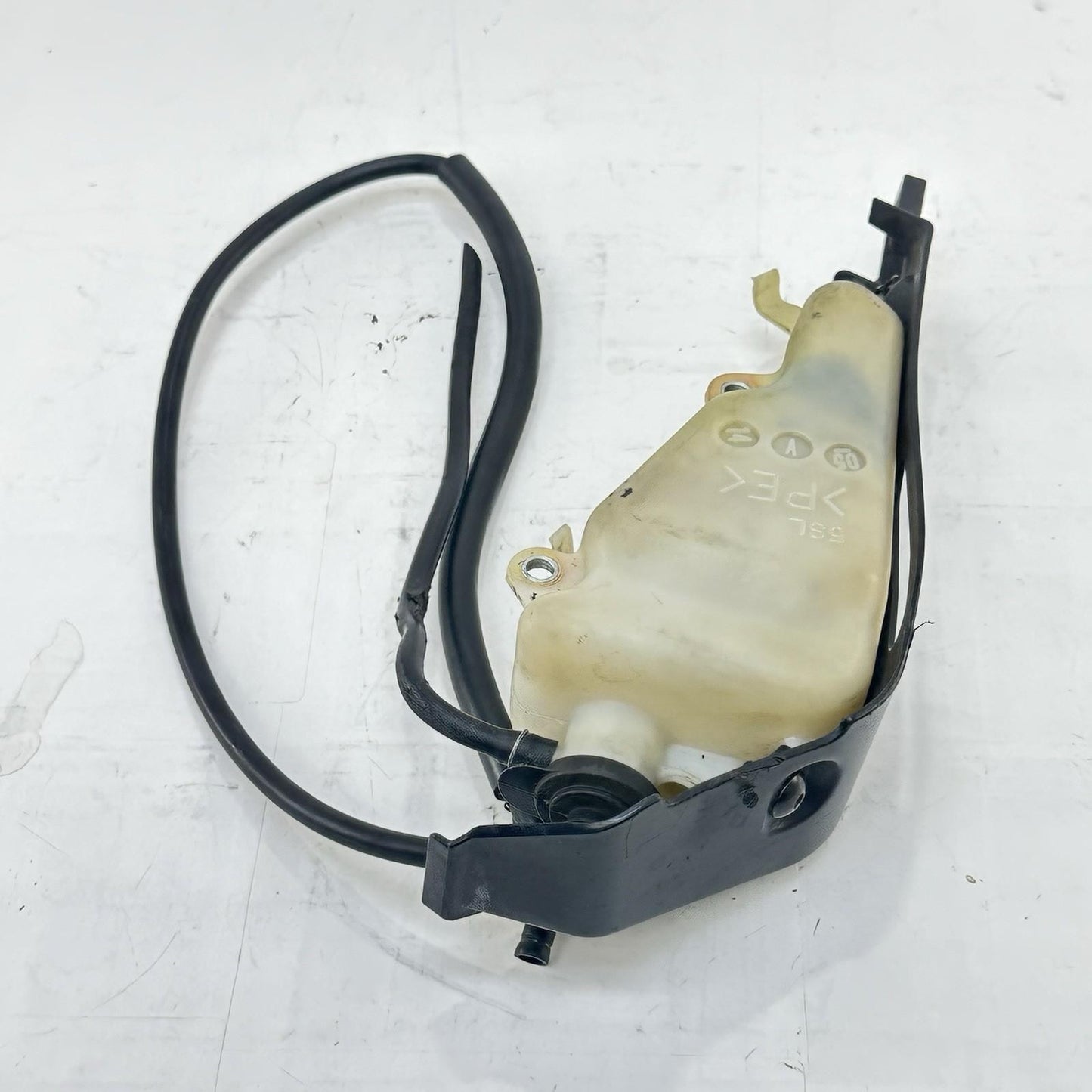 2003 - 2005 YAMAHA YZF R6 COOLANT TANK RADIATOR RESERVOIR OVER FLOW BOTTLE LINES
