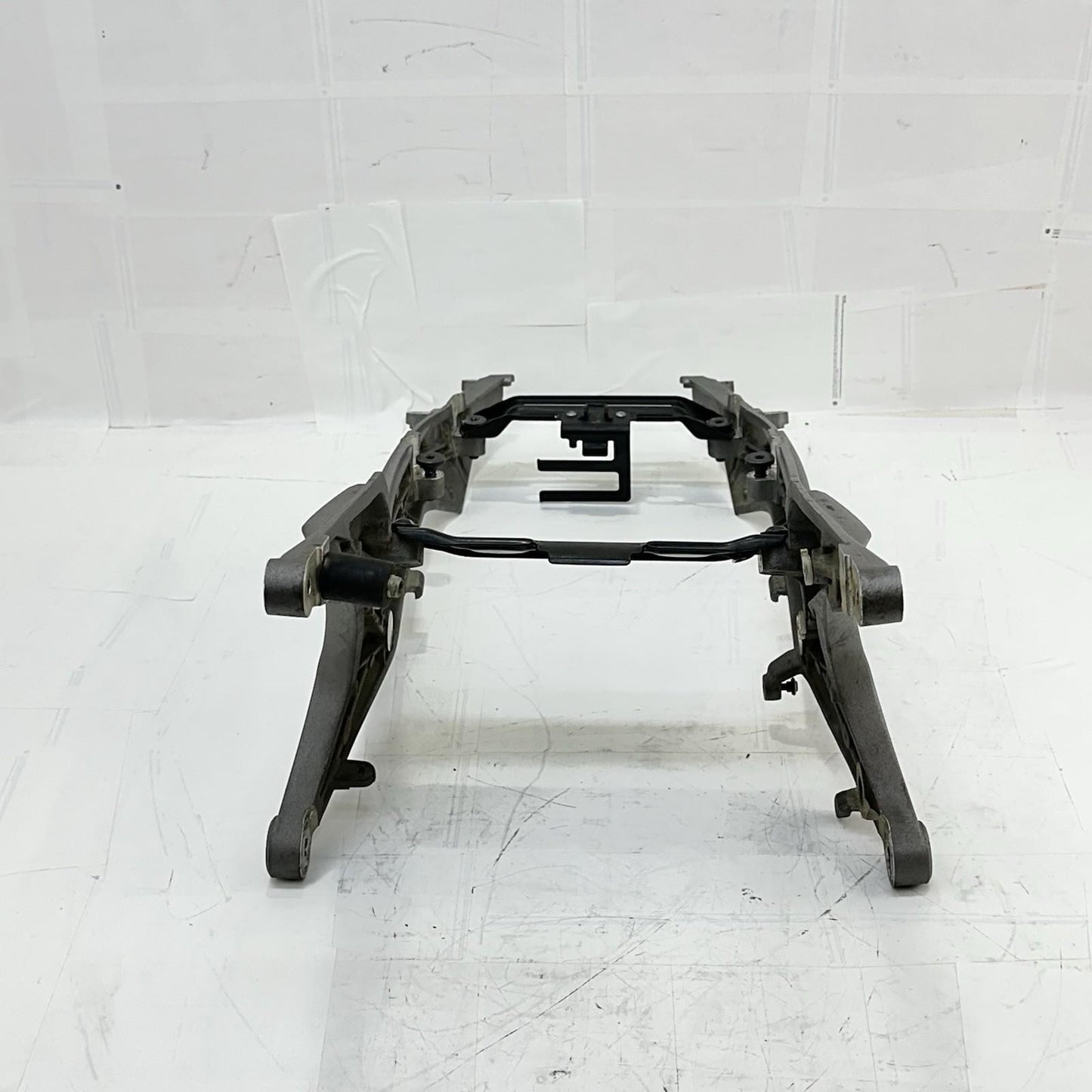 2016 - 2018 DUCATI HYPERMOTARD 939 SUBFRAME REAR BACK FRAME UNDERTAIL MOUNT