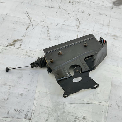 2016 CAN-AM SPYDER RT ACTUATOR LATCH RELEASE POWER BRACKET MOUNT SUPPORT STOCK