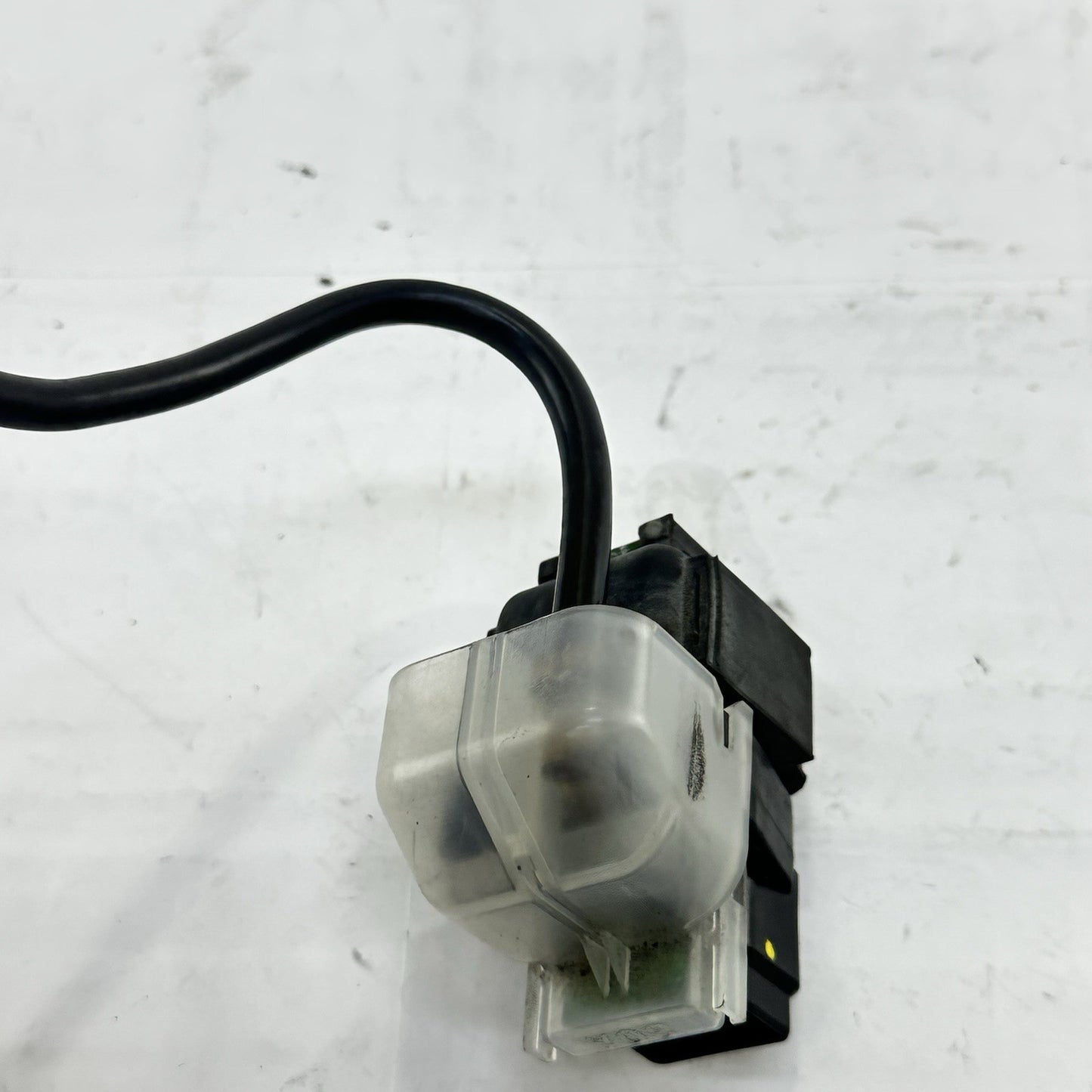 2013 - 2017 TRIUMPH DAYTONA 675R STARTER RELAY FUSE ENGINE MOTOR SWITCH STOCK