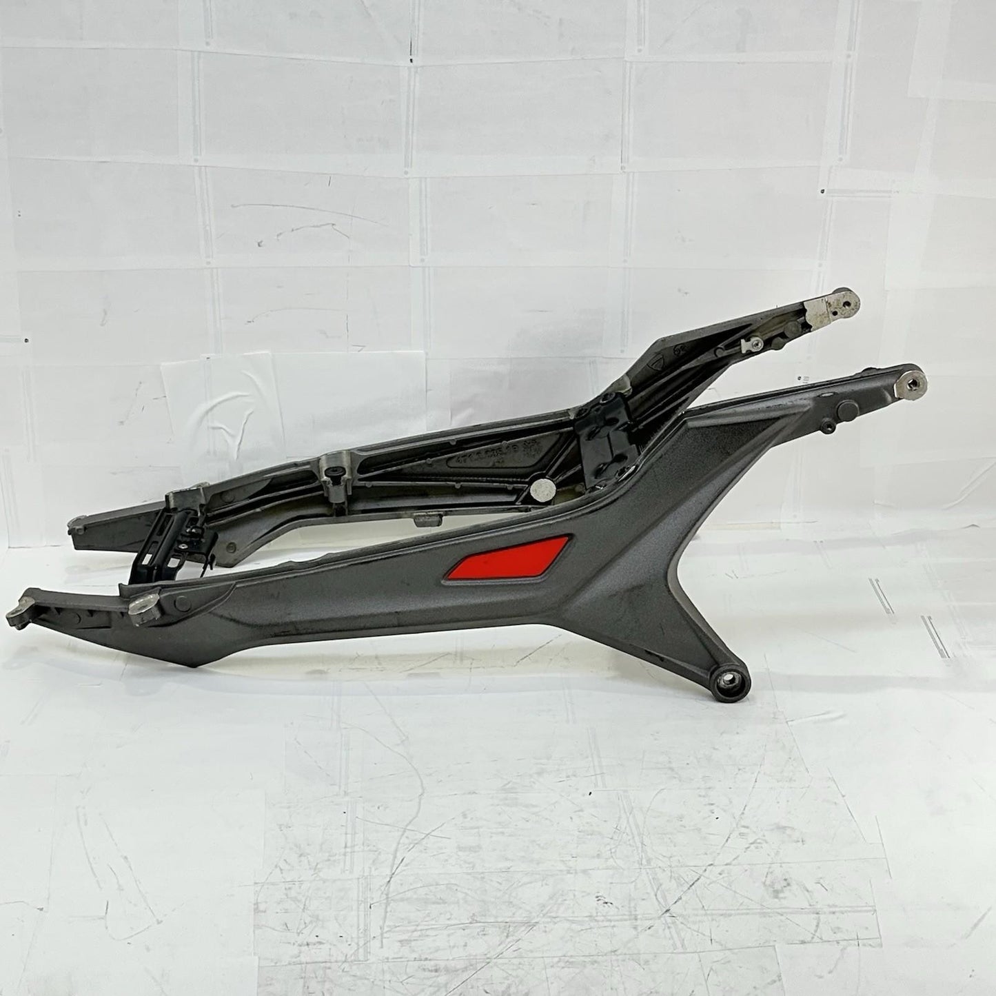 2016 - 2018 DUCATI HYPERMOTARD 939 SUBFRAME REAR BACK FRAME UNDERTAIL MOUNT