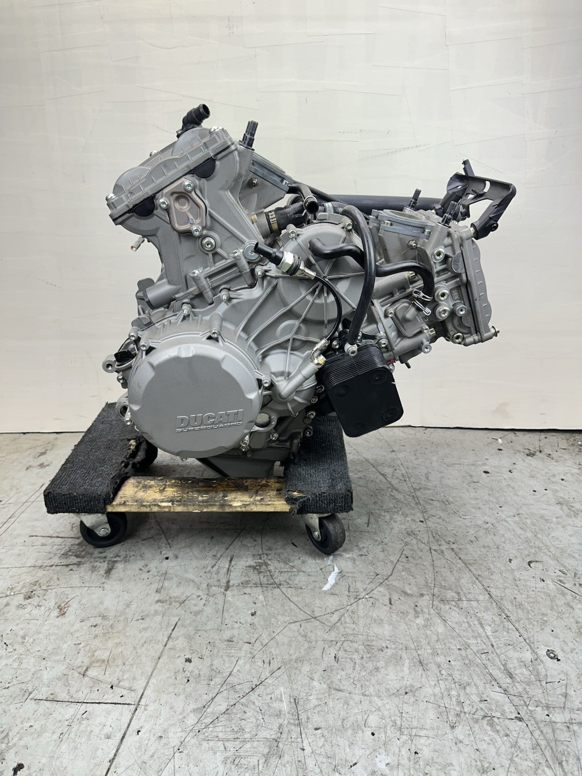 2016 - 2019 DUCATI PANIGALE 959 ENGINE BLOCK MOTOR RUNS EXCELLENT *3,698 MILES*