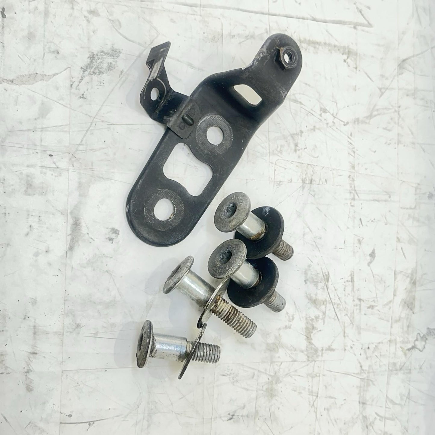 2016 - 2018 DUCATI HYPERMOTARD 939 FOOT REST PEGS PLATE BRACKET HOLDER *SCUFFED*