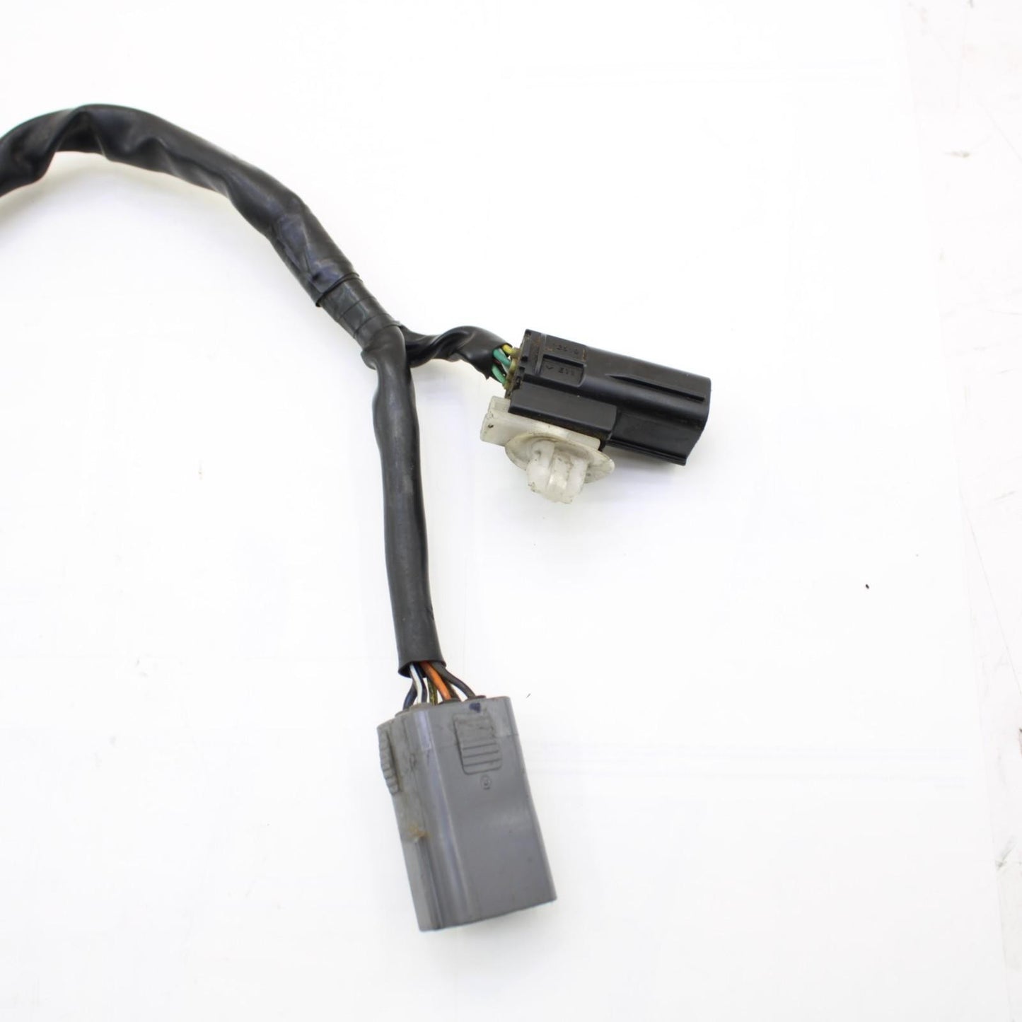 2017 - 2025 SUZUKI GSXR1000 HEADLIGHT CONTROL SWITCH LEFT HANDLEBAR STOCK BLACK