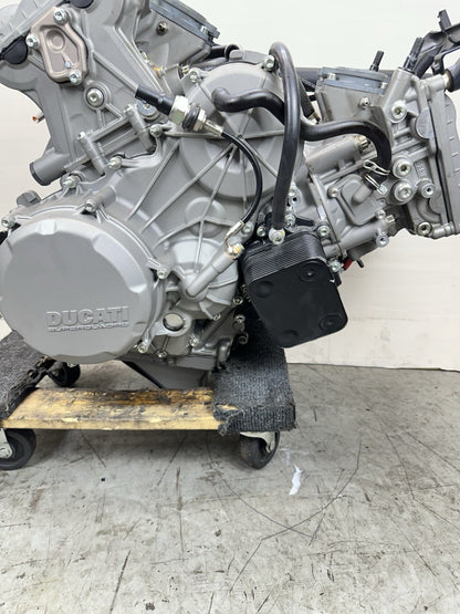 2016 - 2019 DUCATI PANIGALE 959 ENGINE BLOCK MOTOR RUNS EXCELLENT *3,698 MILES*