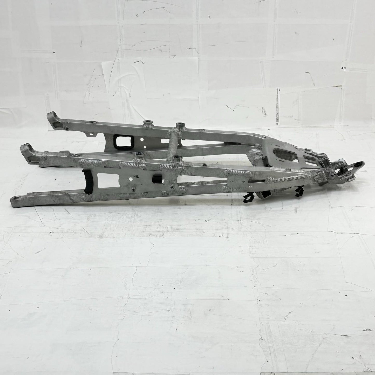 2021 - 2024 APRILIA TUONO V4 1100 SUBFRAME REAR UNDERTAIL FRAME BACK UNDER