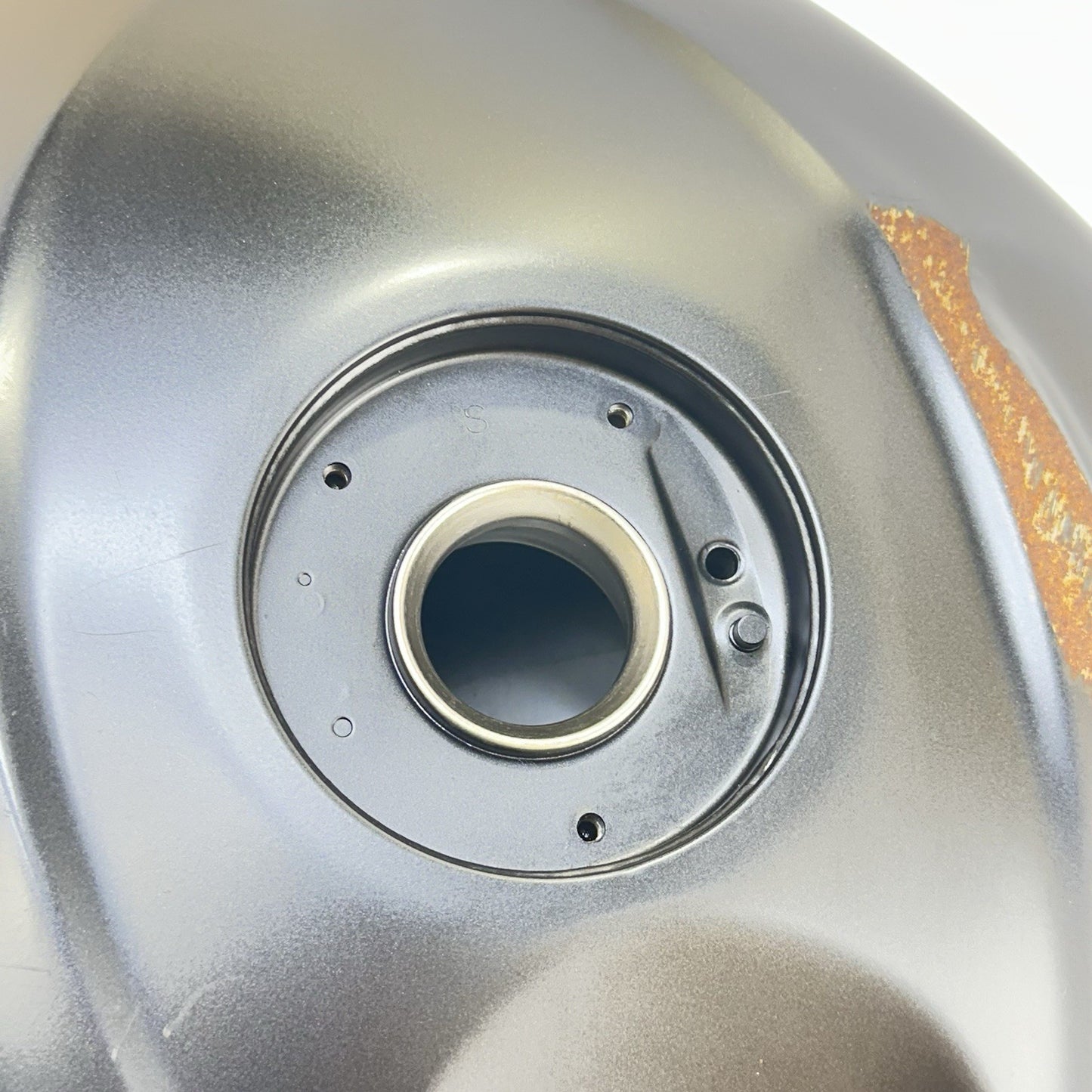 2011 - 2026 SUZUKI GSXS 600 GSXR 750 FUEL TANK GAS PETROL RESERVOIR BLACK