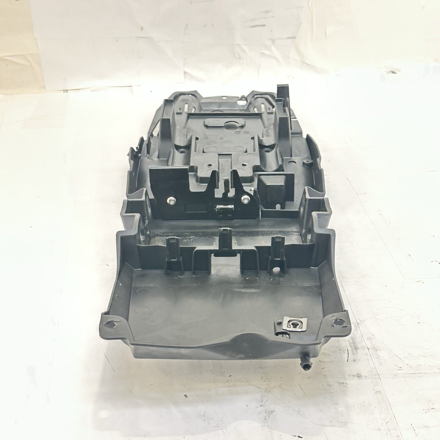 2013 - 2017 TRIUMPH DAYTONA 675R BATTERY TRAY HOLDER PLASTIC UNDER TAIL BLACK