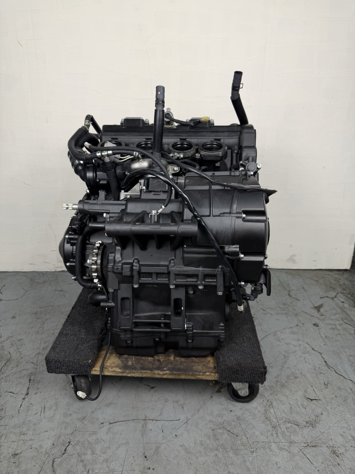 2009 - 2014 YAMAHA YZF R1 ENGINE MOTOR 30 DAY WARRANTY GUARANTEED BLACK STOCK