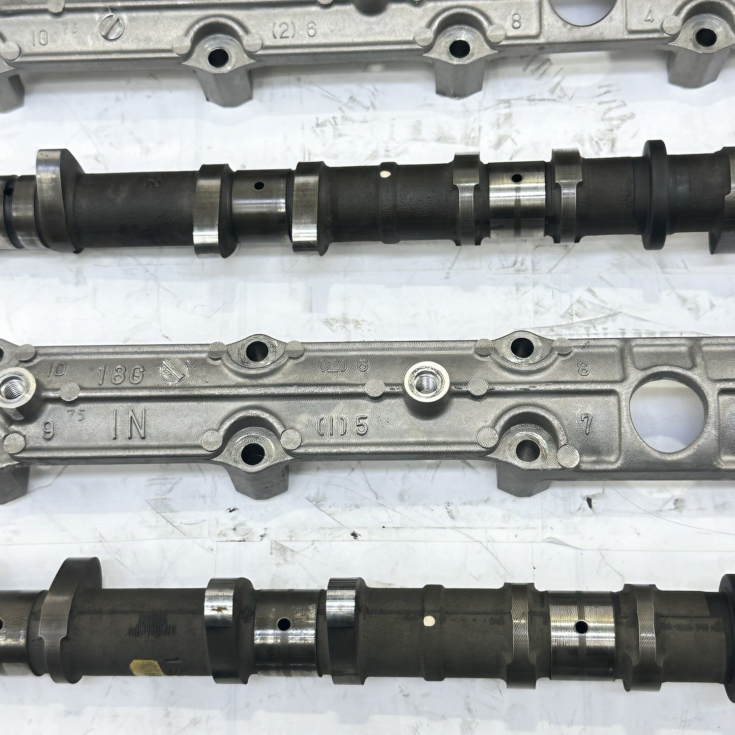 2007 - 2008 SUZUKI GSXR 1000 CYLINDER HEAD TOP END ENGINE VALVE COVER CAMSHAFT