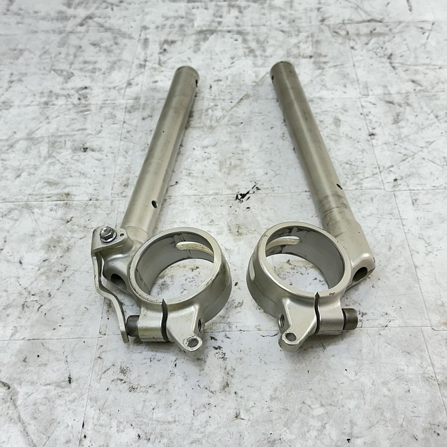2013 - 2017 TRIUMPH DAYTONA 675 CLIP ON HANDLE BARS LEFT RIGHT SET PAIR STOCK