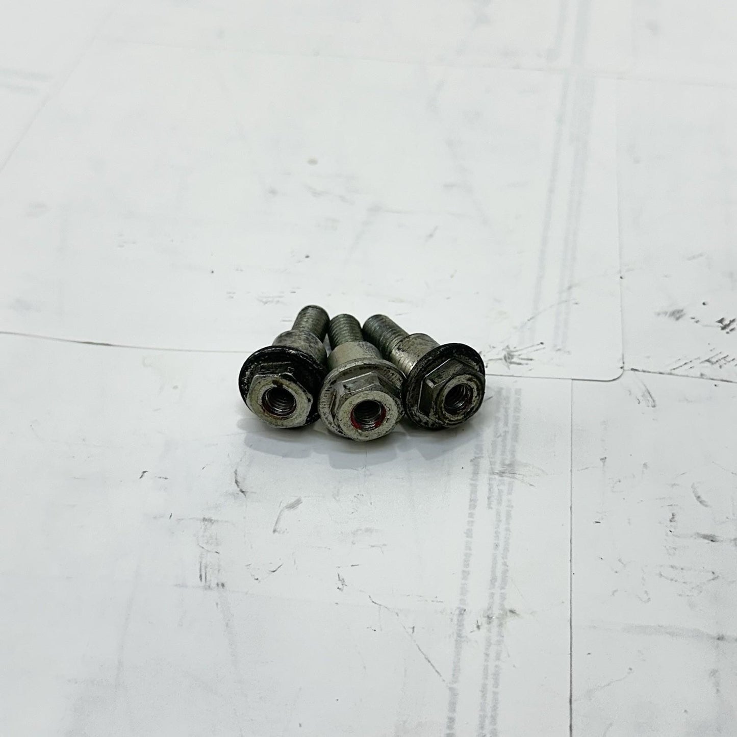 2016 - 2019 DUCATI 959 PANIGALE ABS PUMP BRAKE SYSTEM BRACKET MOUNT BOLTS