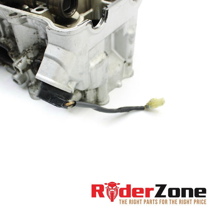 2006 2007 HONDA CBR1000RR CYLINDER HEAD CAMSHAFTS VALVE COVER BRACKET MOUNT