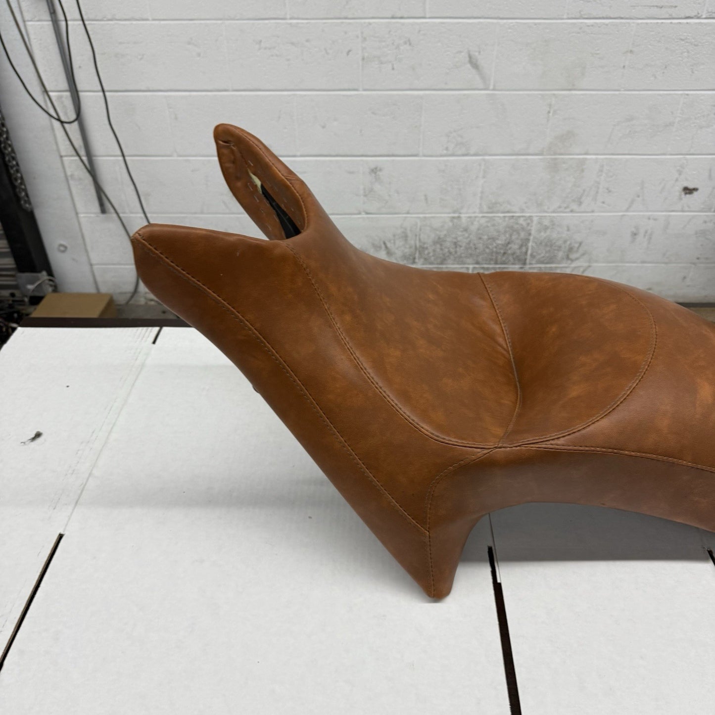 2010 - 2014 VICTORY CROSS COUNTRY SEAT FRONT DRIVER REAR PASSENGER BROWN 5438107