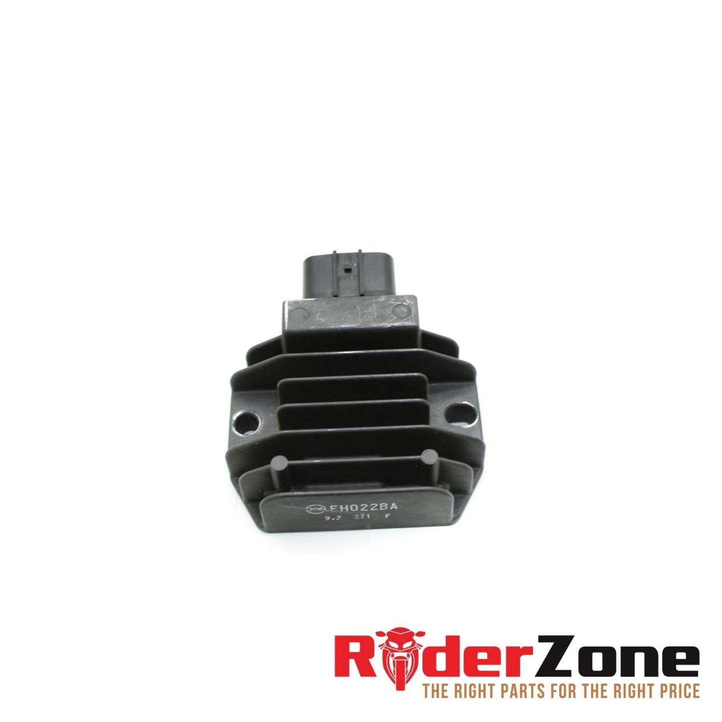 2015 - 2019 YAMAHA YZF R1 R1S R1M RECTIFIER VOLTAGE REGULATOR BOLTS ELECTICAL OE