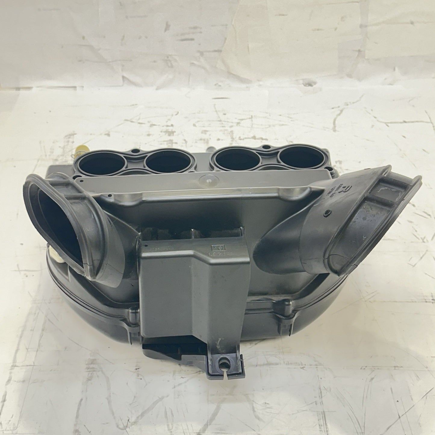 2011 - 2026 SUZUKI GSXS 600 GSXR 750 AIRBOX INTAKE AIR CLEANER FILTER BOX STOCK
