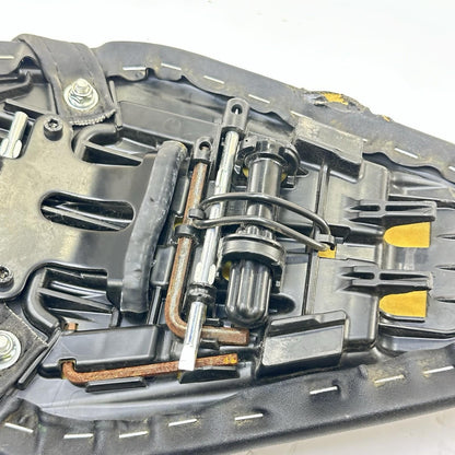 2024 - 2026 KAWASAKI NINJA ZX6R REAR SEAT PASSENGER PILLION BACK CUSHION BLACK