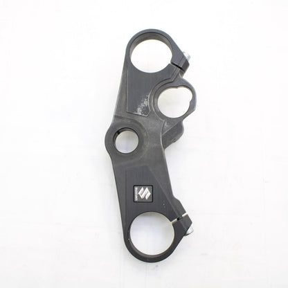 2017 - 2025 SUZUKI GSXR 1000 R TRIPLE TREE CLAMP UPPER FORK BLACK STOCK OEM