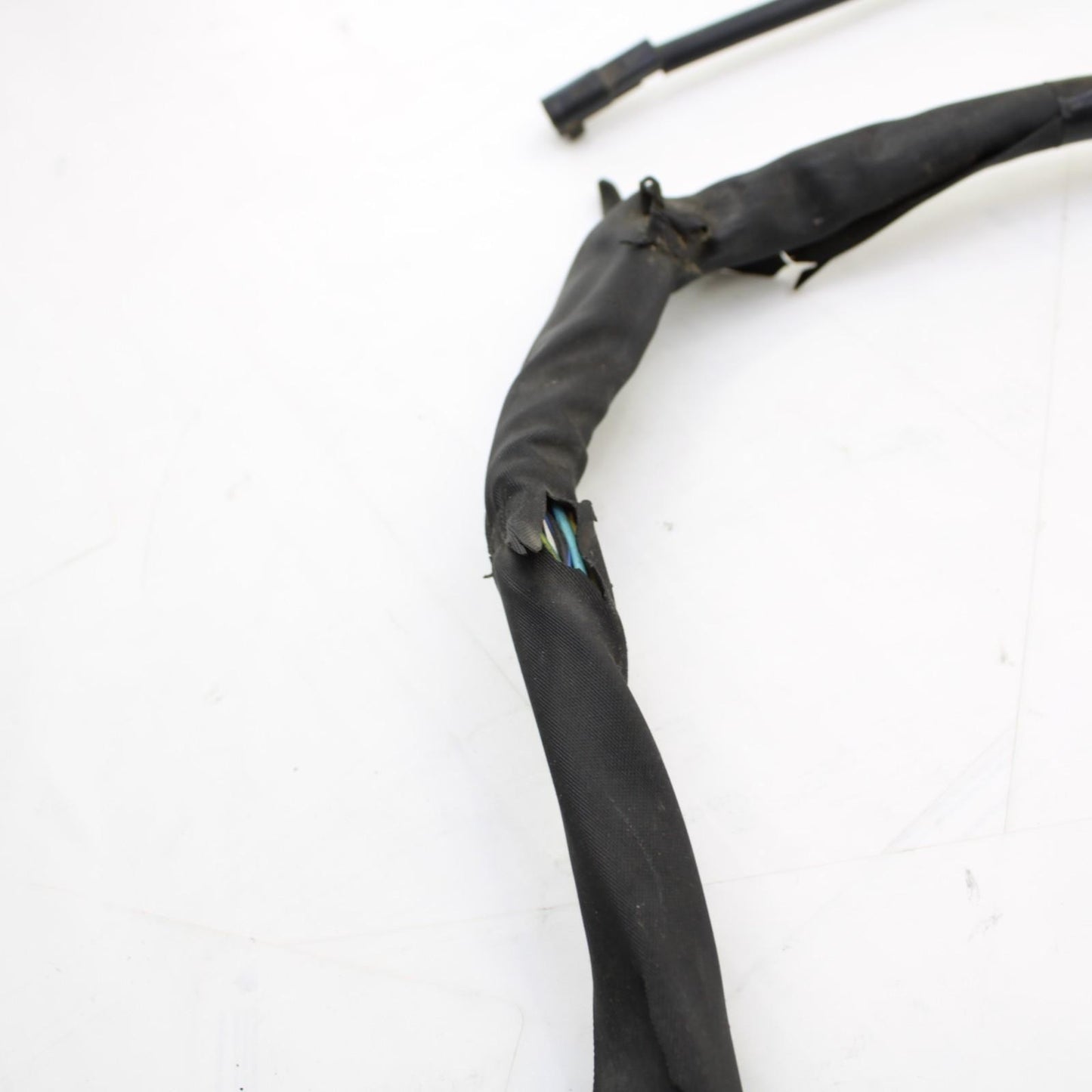 2017 - 2024 SUZUKI GSXR 1000 HEADLIGHT HARNESS WIRE FRONT WIRING 36620-17K10