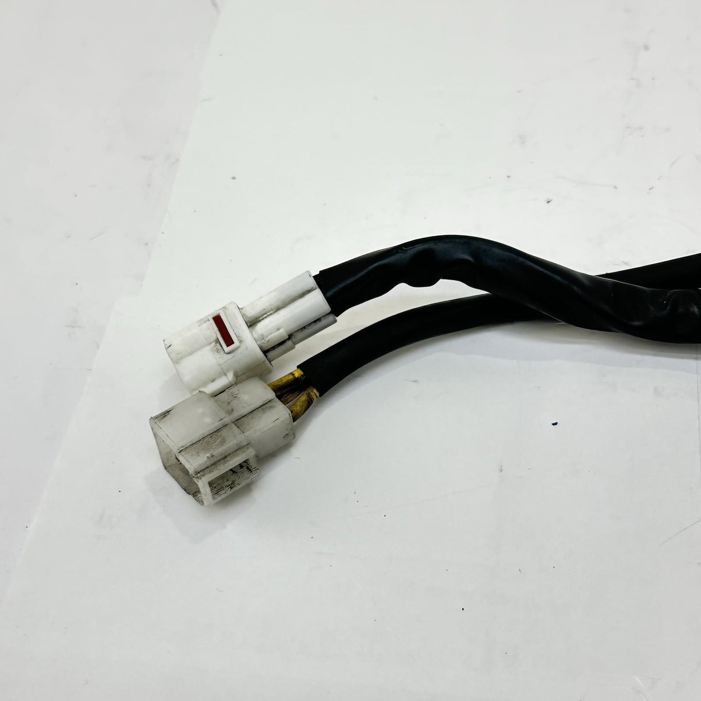 2006 2007 SUZUKI GSXR 600 GSXR 750 VOLTAGE REGULATOR RECTIFIER BOLTS STOCK