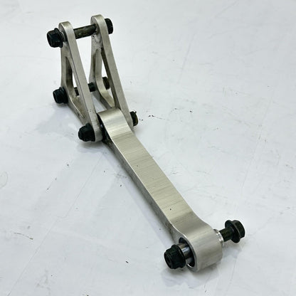 2003 - 2005 YAMAHA YZF R6 DOG BONE REAR SHOCK ABSORBER LINKAGE SILVER STOCK