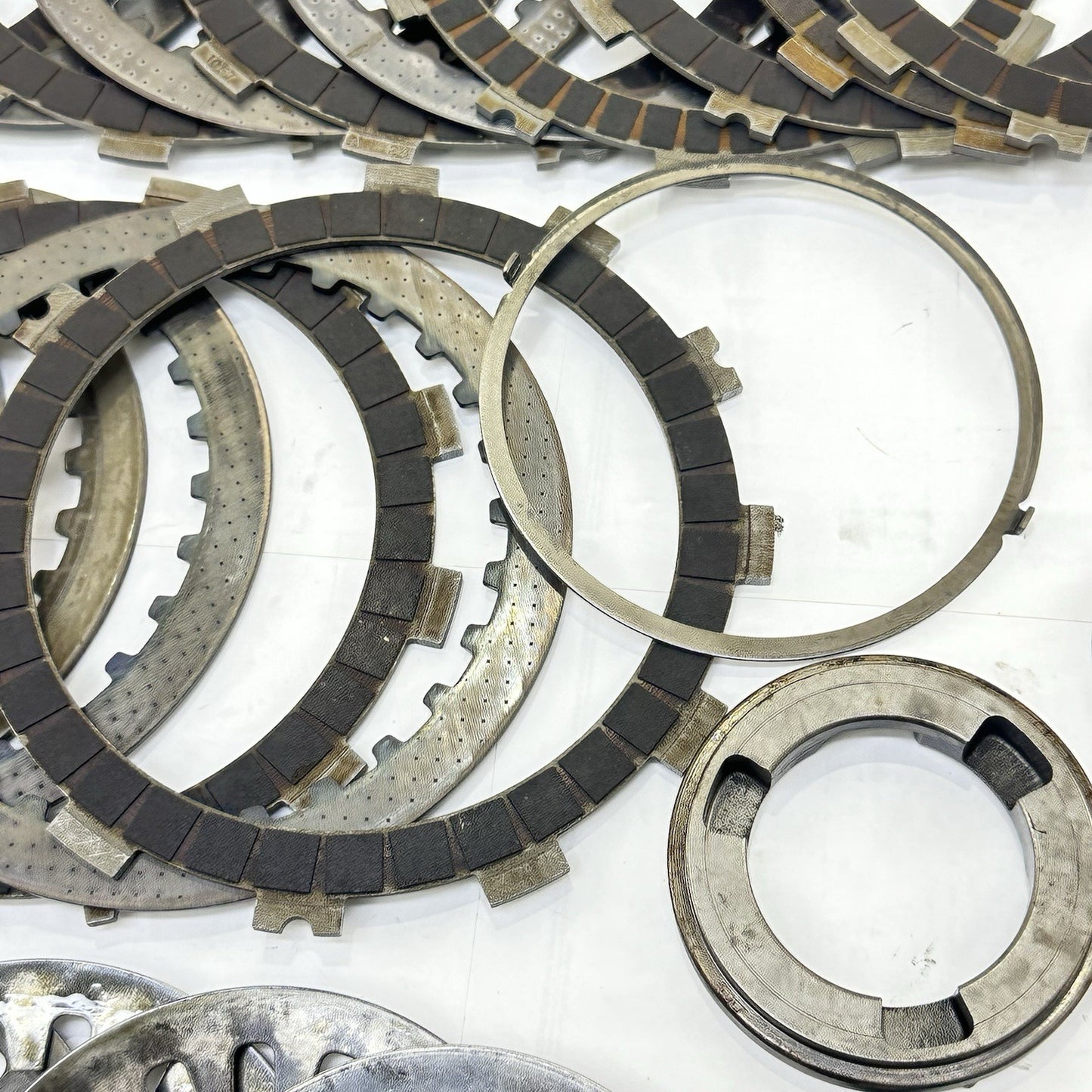 2007 - 2008 SUZUKI GSXR 1000 CLUTCH BASKET ASSEMBLY PRESSURE PLATES RINGS DISCS