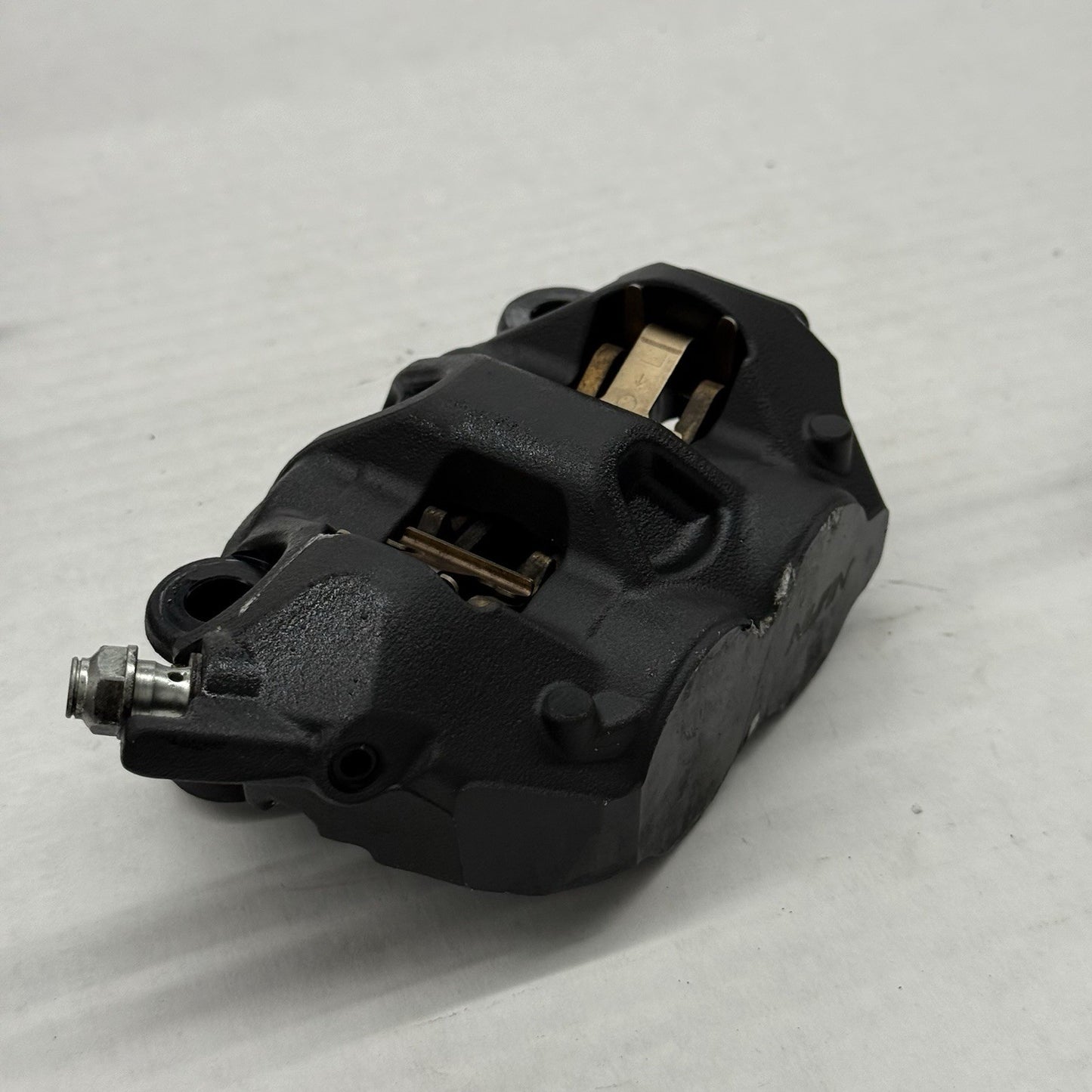2020 - 2025 BMW S1000RR FRONT BRAKE CALIPER SET LEFT RIGHT BRAKING UNIT STOCK