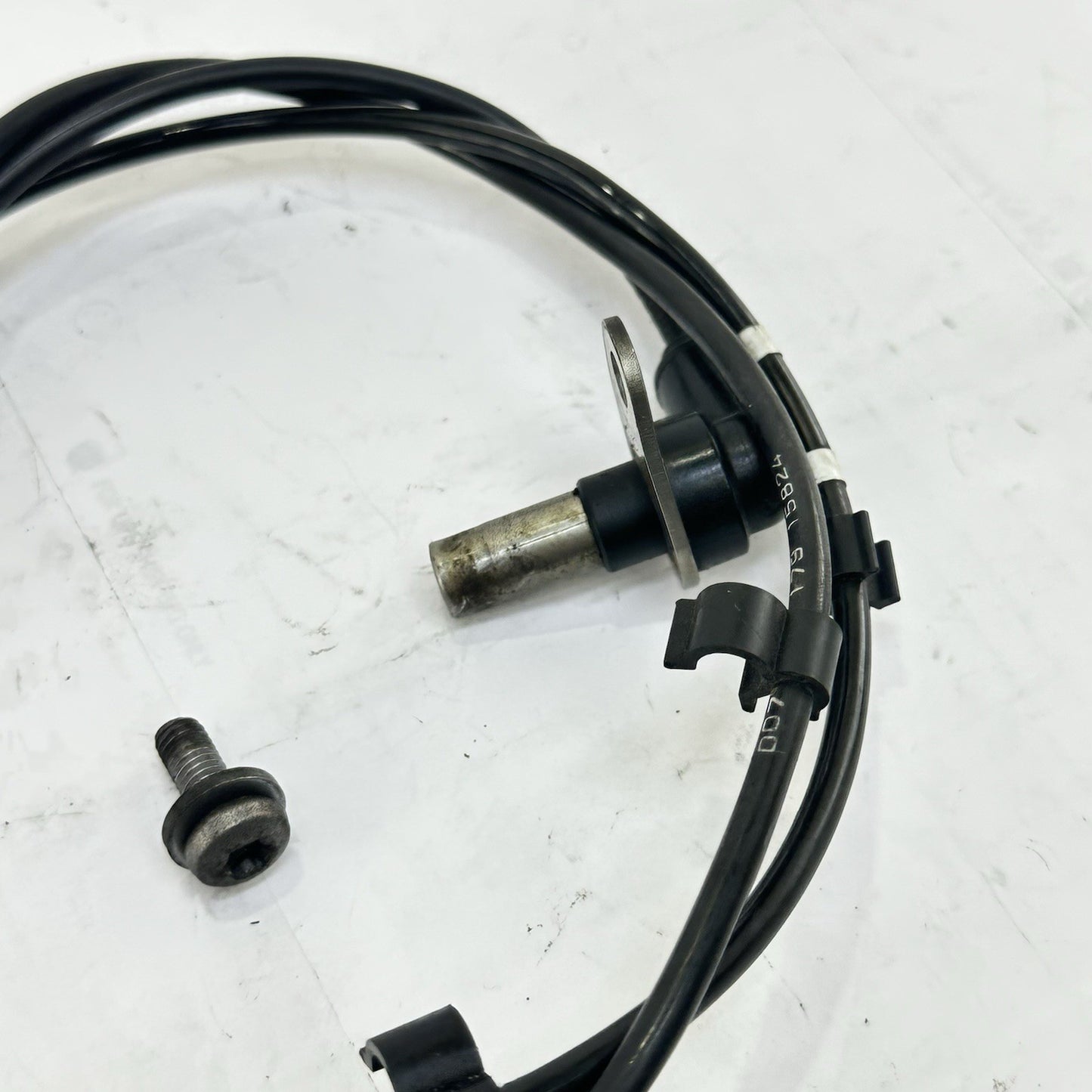 2013 - 2017 TRIUMPH DAYTONA 675R FRONT ABS SENSOR BRAKE WIRE LINE SWITCH BOLT