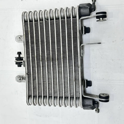 2016 - 2019 YAMAHA YZF R1 LOWER RADIATOR OIL COOLER ENGINE MOTOR COOLING STOCK