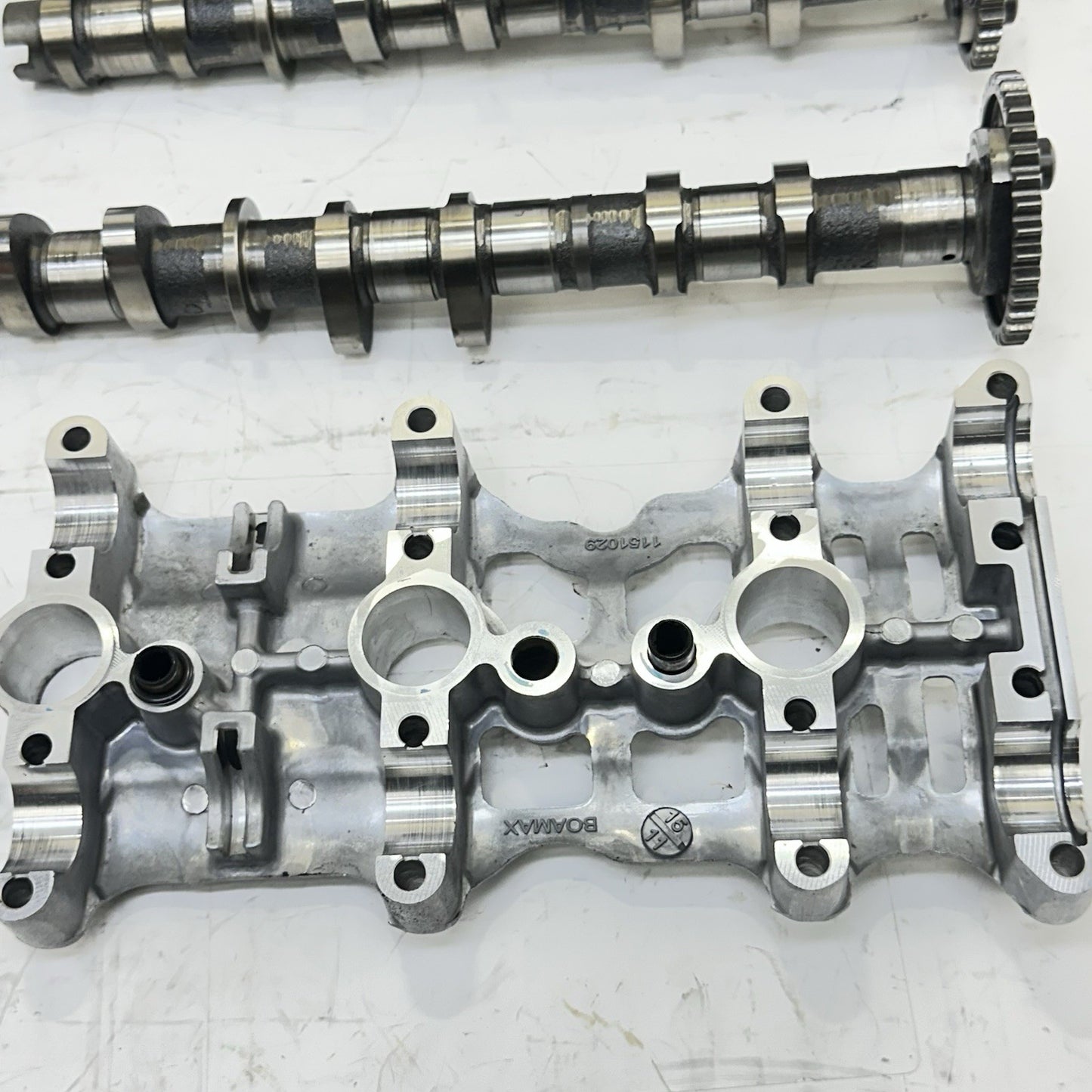 2013 - 2017 TRIUMPH DAYTONA 675R CYLINDER HEAD CAMSHAFT TOP END RODS COVER STOCK