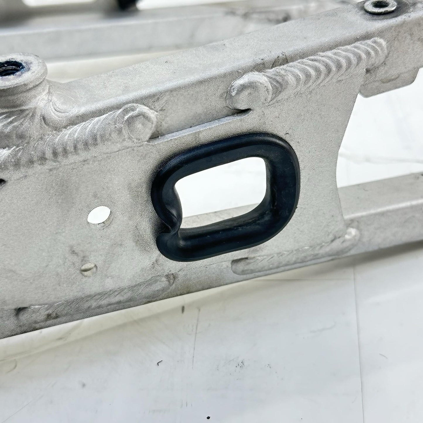 2021 - 2024 APRILIA TUONO V4 1100 SUBFRAME REAR UNDERTAIL FRAME BACK UNDER