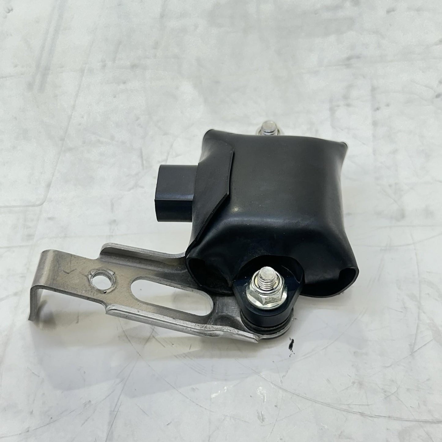 2017 - 2019 HONDA CBR 1000RR SP LEAN TILT SENSOR BANK ANGLE CRASH ROLL OVER GYRO