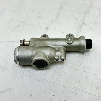 2021 - 2024 APRILIA TUONO V4 1100 REAR BRAKE MASTER CYLINDER BACK BREMBO