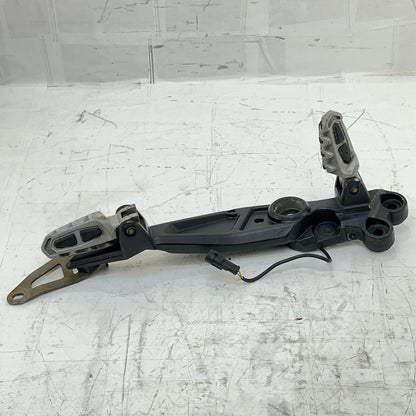 2016 - 2018 DUCATI HYPERMOTARD 939 FOOT REST PEGS PLATE BRACKET HOLDER *SCUFFED*