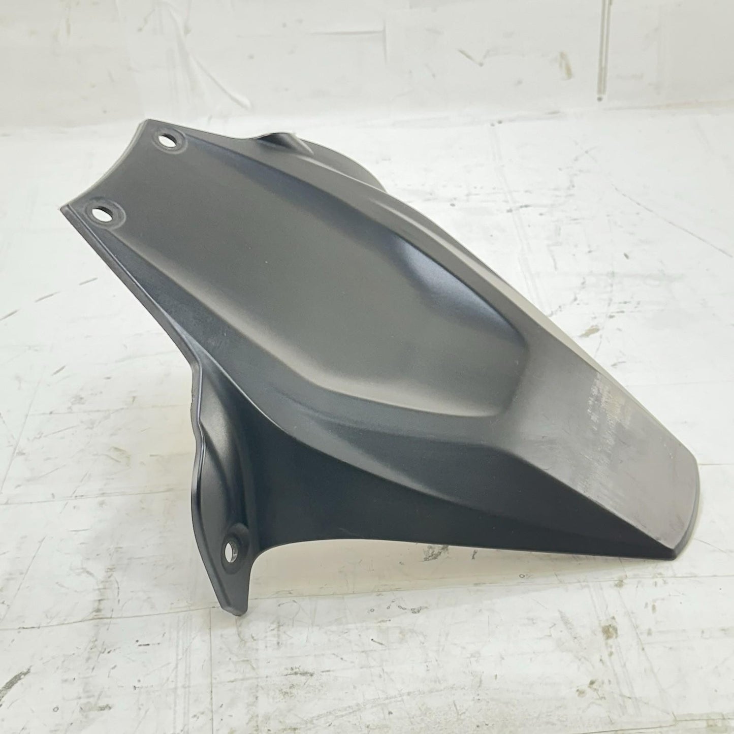 2016 - 2019 DUCATI 959 PANIGALE REAR WHEEL FENDER BACK TIRE HUGGER PLASTIC COVER